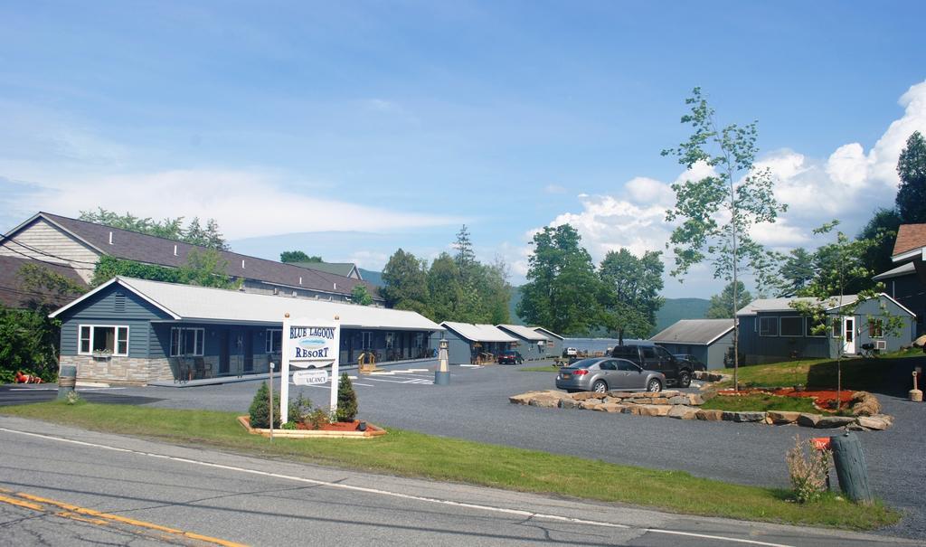Blue Lagoon Resort Lake George Eksteriør billede